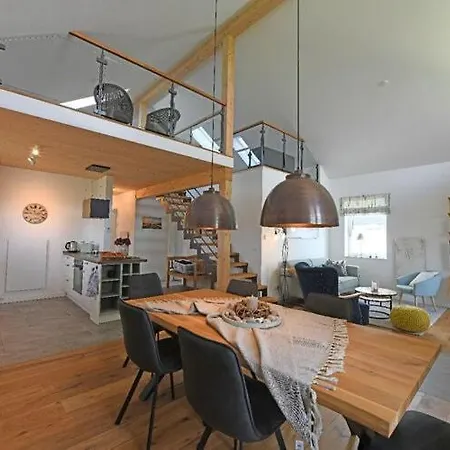 Pleasant Near Shopping Tatil Evi